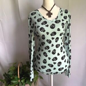 No Boundaries Womens Mint Green Skull Heart Print Ribbed Thermal V-Neck Top XXL